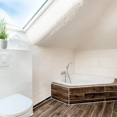 Nr 7 Seeblick * 아우리흐