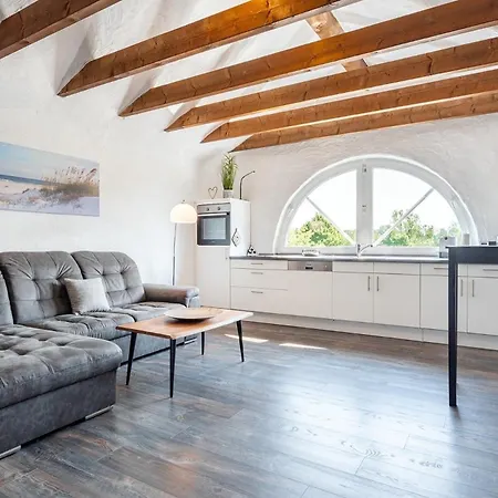 Nr 7 Seeblick 아파트 아우리흐